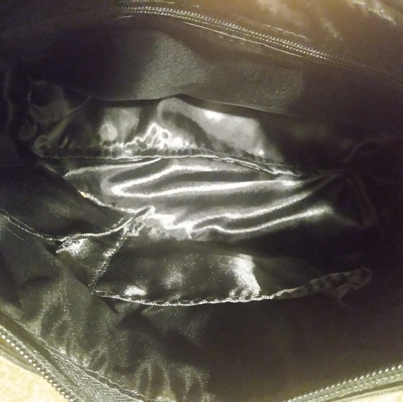 Texas Tech red raiders NWT ladies purse. - Picture 6 of 7